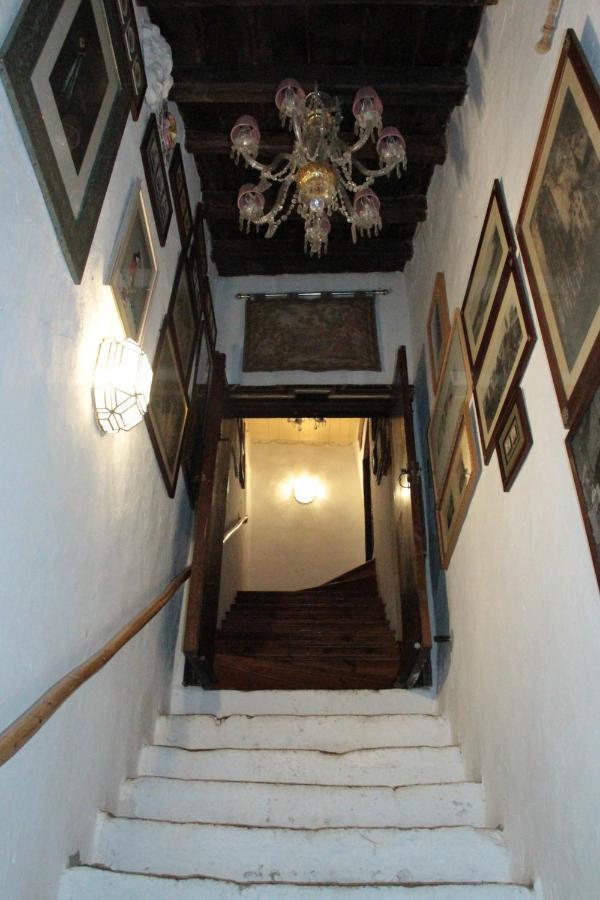 Casa-Abadia De Banaguas Apartment Ngoại thất bức ảnh
