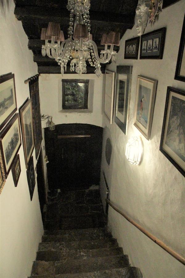 Casa-Abadia De Banaguas Apartment Ngoại thất bức ảnh