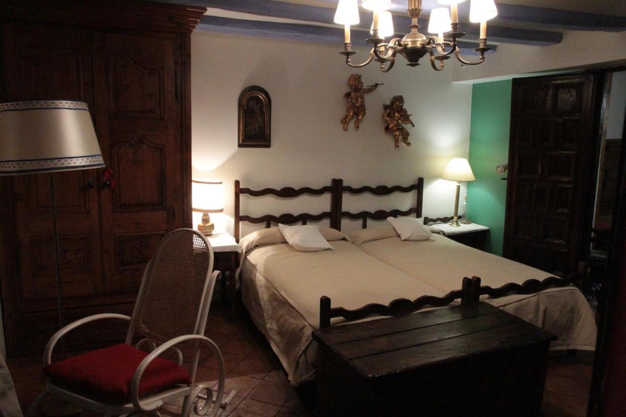 Casa-Abadia De Banaguas Apartment Ngoại thất bức ảnh