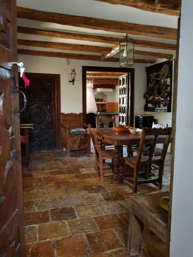 Casa-Abadia De Banaguas Apartment Ngoại thất bức ảnh